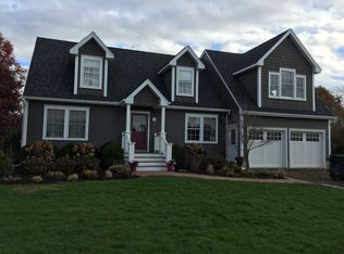 2060 Gabriella Ct, Mattituck, NY 11952