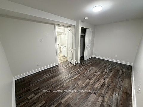 5th image of 33 Durness Ave
