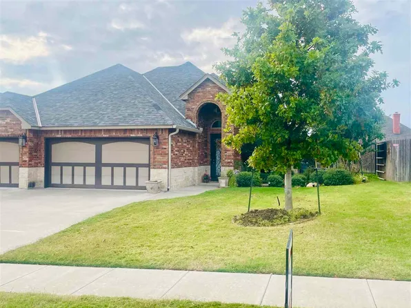 1608 NE 36th St, Lawton, OK 73507