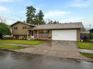10900 SE Market St, Portland, OR 97216