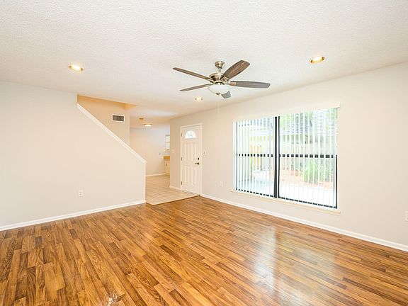 5th image of 961 Harrison St