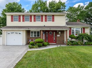 84 Holly Dr, Parlin, NJ 08859