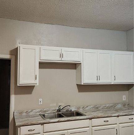 2nd image of 2624 E 112th St #3