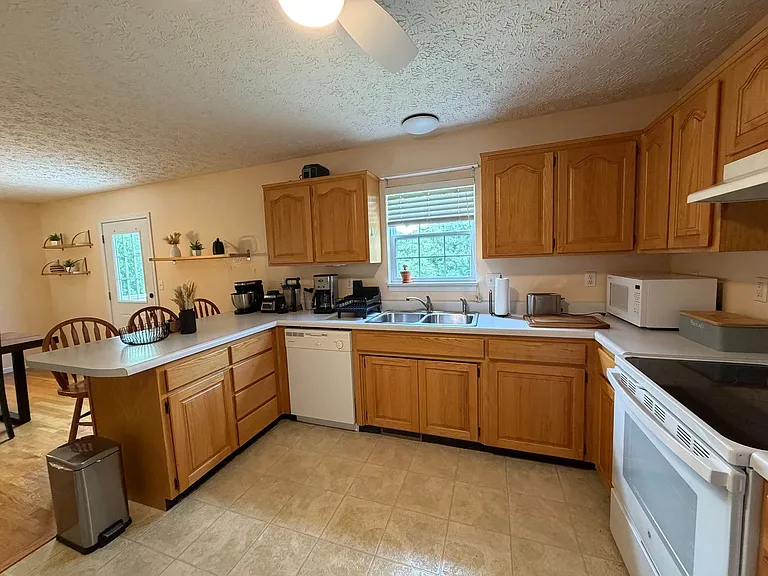 17125 Lensman Rd — Photo 13