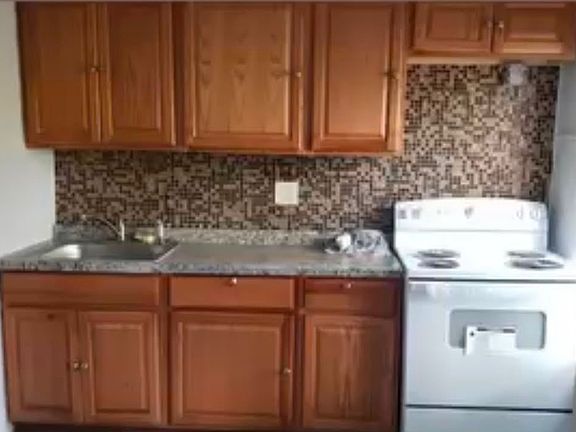 4th image of 237 1st St #O