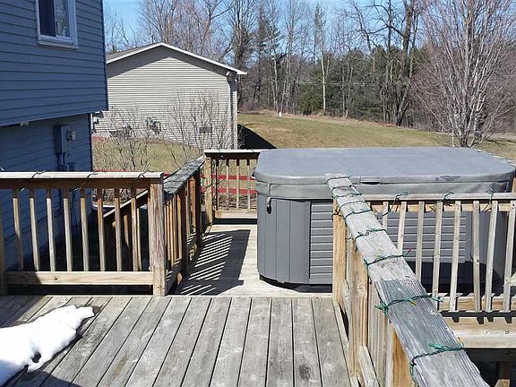 3rd image of 10505 S Walnut Dr