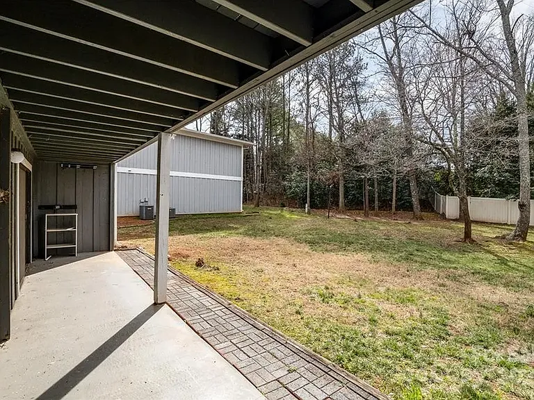 7610 Woods Ln #5 — Photo 26