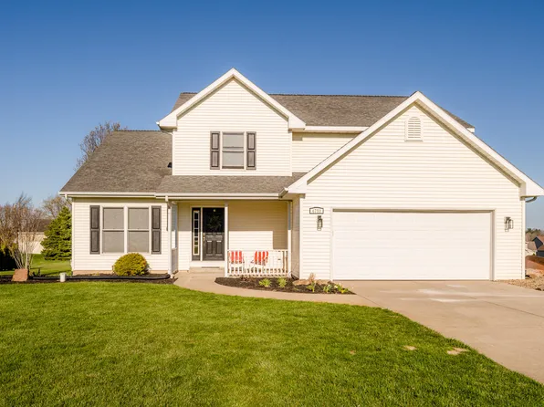 4750 Lisa Ct, Saint Joseph, MI 49085