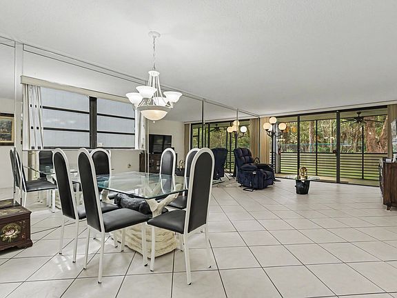 3rd image of 7515 NW 79th Avenue #109