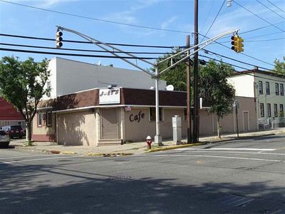 91 E 22nd St, Bayonne, NJ, 07002