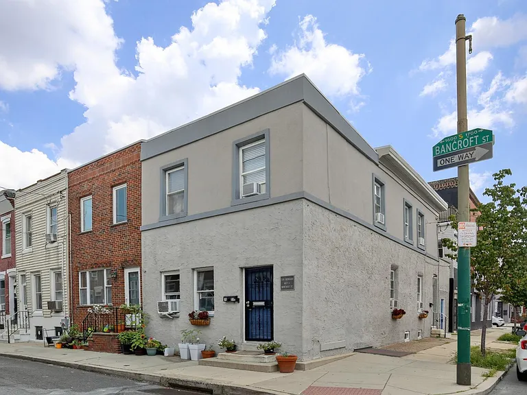 1655 S Bancroft St #2 — Photo 18