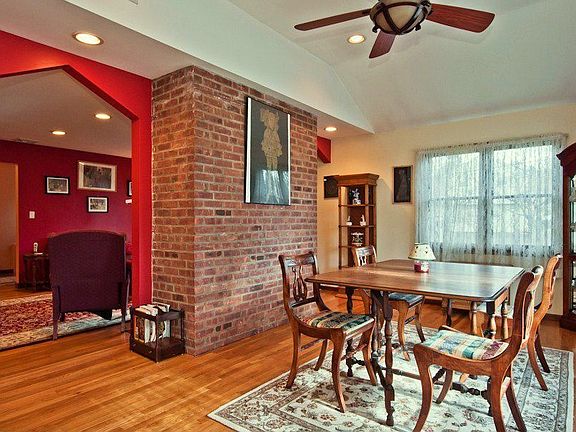3rd image of 1 Sycamore Ave