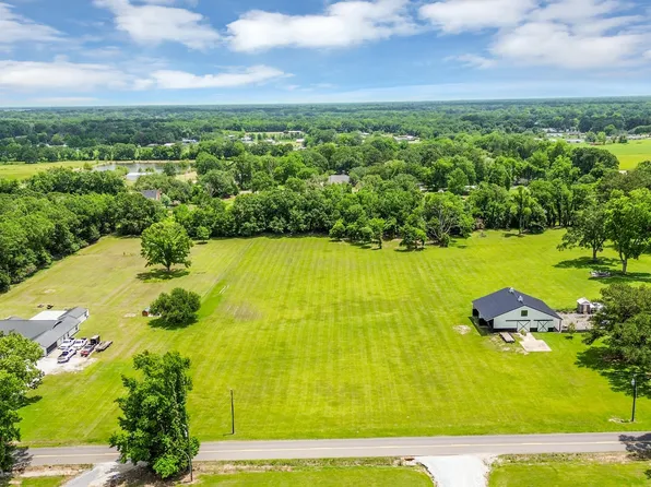 300 Meche Rd, Carencro, LA 70520