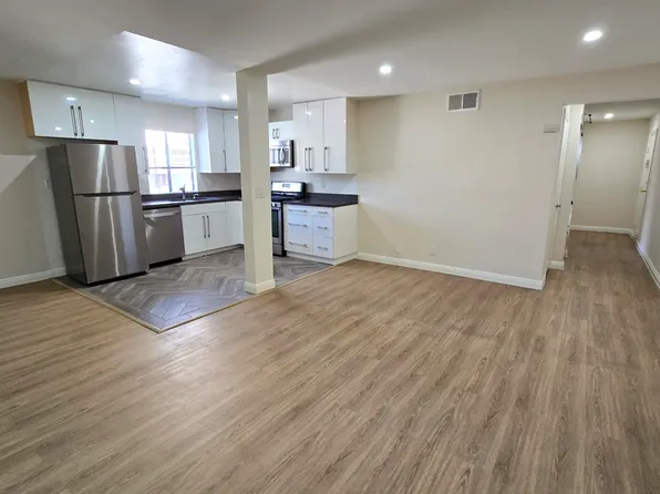 960 S Gramercy Pl #207, Los Angeles, CA 90019
