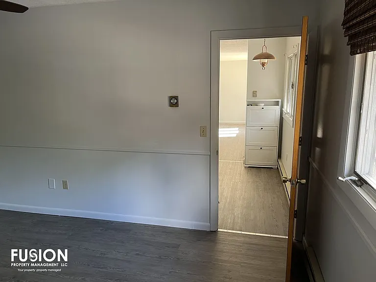 8 Cedar Gln N #1 — Photo 15