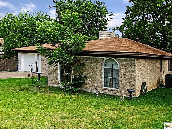 2nd image of 617 Manning Dr