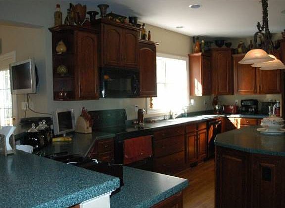 5th image of 8000 Black Isle Ct