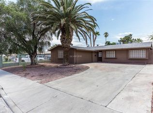 5913 Apple Valley Ln, Las Vegas, NV 89108