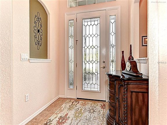 4th image of 17611 White Tail Ct