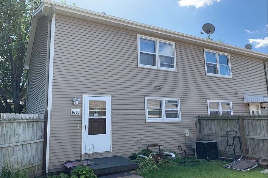 1st image of 6780 Gretchen Ln N