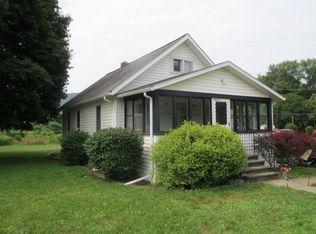 142 McDuffee St, Sayre, PA 18840