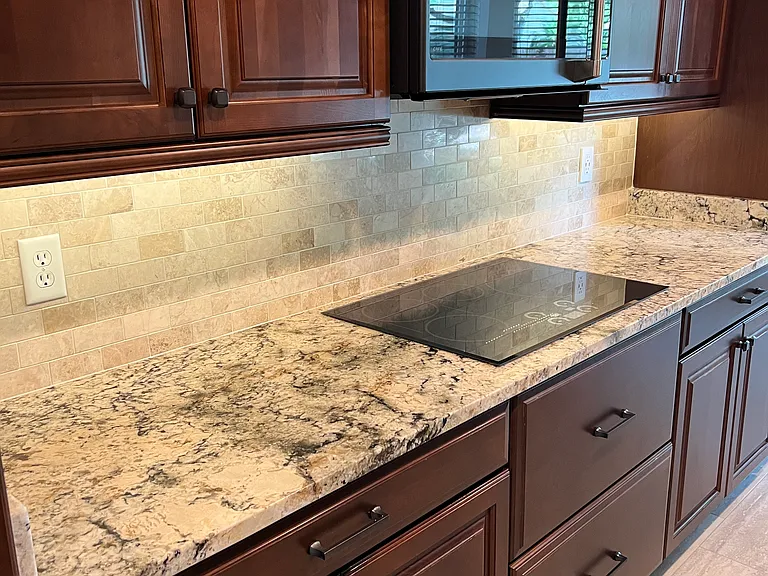 1072 Beckstrom Dr — Photo 3