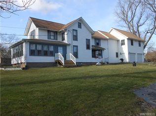 4875 Beach Ridge Rd, Lockport, NY 14094
