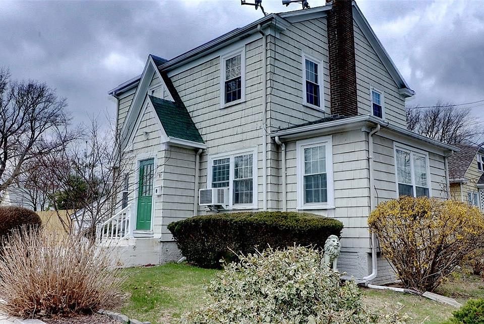1st image of 91 Cliffdale Ave