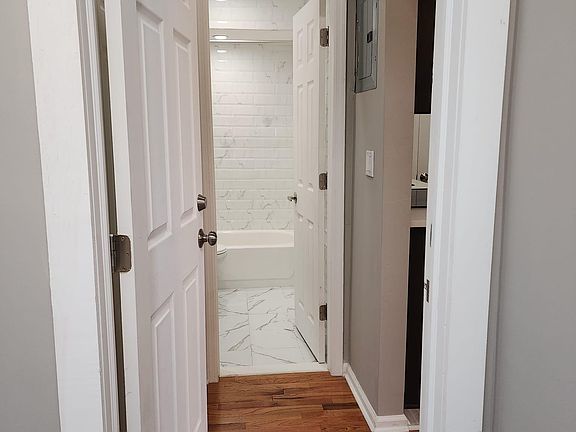 3rd image of 5805 Avenue N #2A