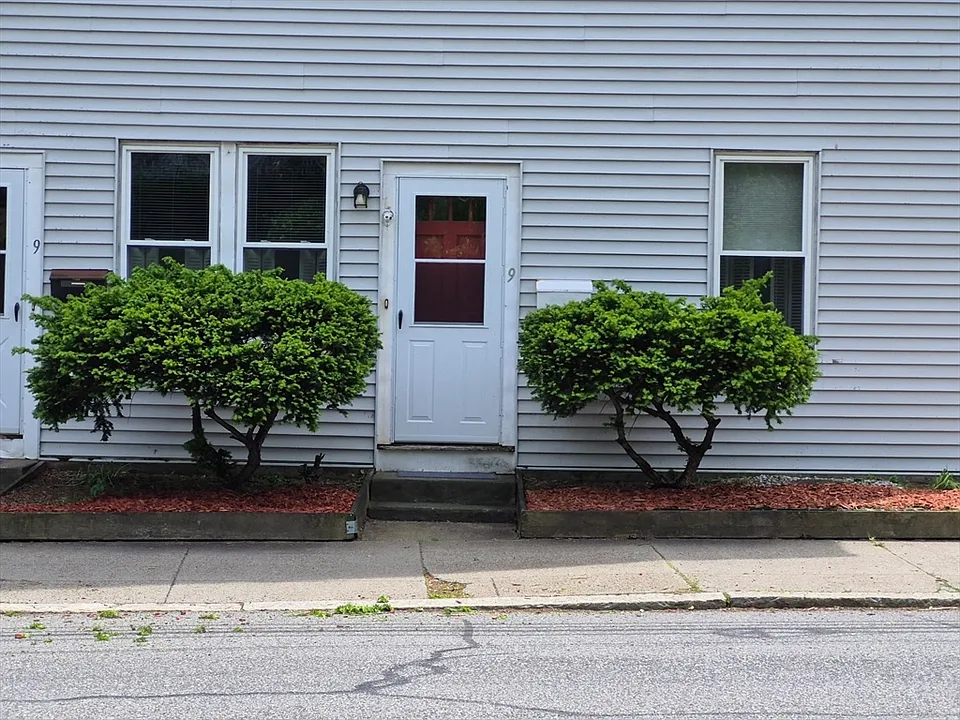 9 Oak St #1