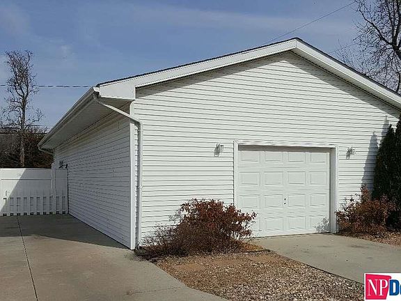 4th image of 1428 Avenue N