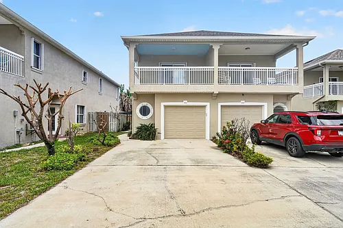 506 Tyler Ave Photo 1