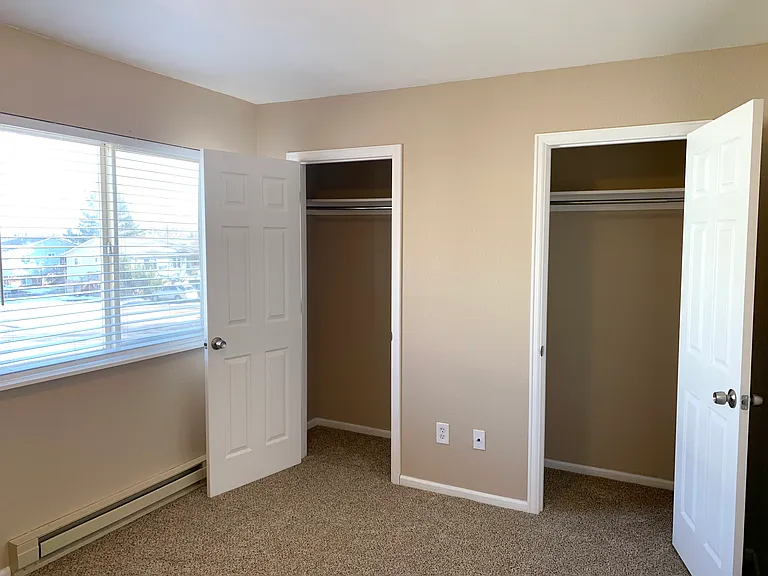 1700 Erin Ct #B — Photo 35