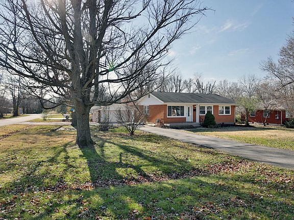 4th image of 6500 North Dr