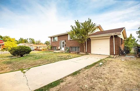 2nd image of 1340 Dawson Dr