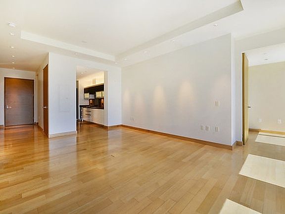4th image of 3750 Las Vegas Blvd S