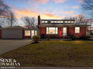 22616 Madison St, Saint Clair Shores, MI