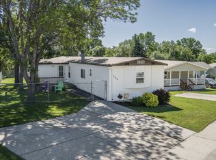 4309 Drake Dr, Bismarck, ND 58503