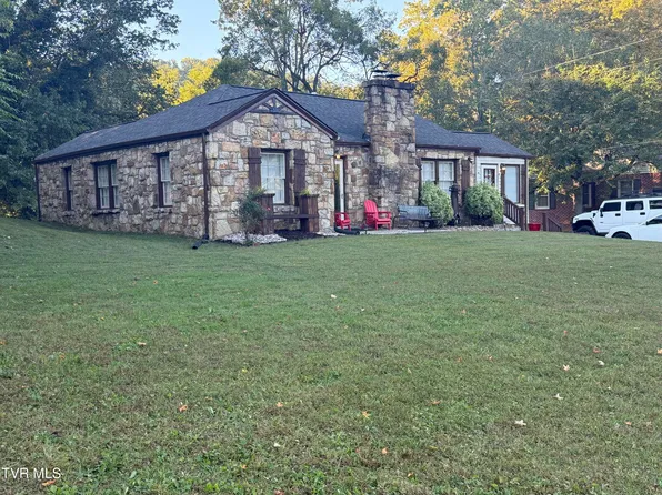 423 Circle Dr, Rogersville, TN 37857