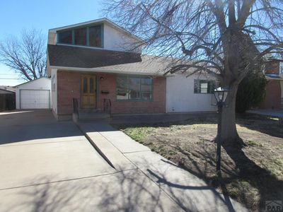 1642 Englewood Dr, Pueblo, CO, 81005