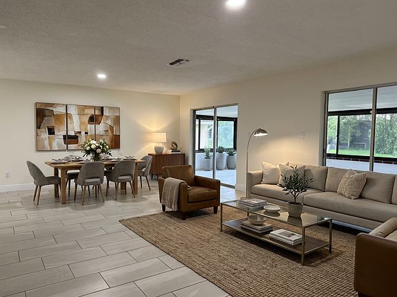4th image of 10849 Wheaton Ct