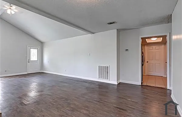 20135 Timber Forest Dr — Photo 4