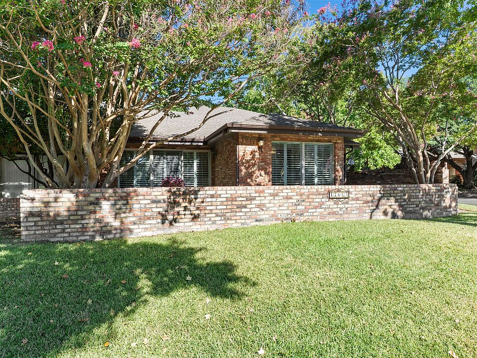 1st image of 17663 Sunmeadow Dr