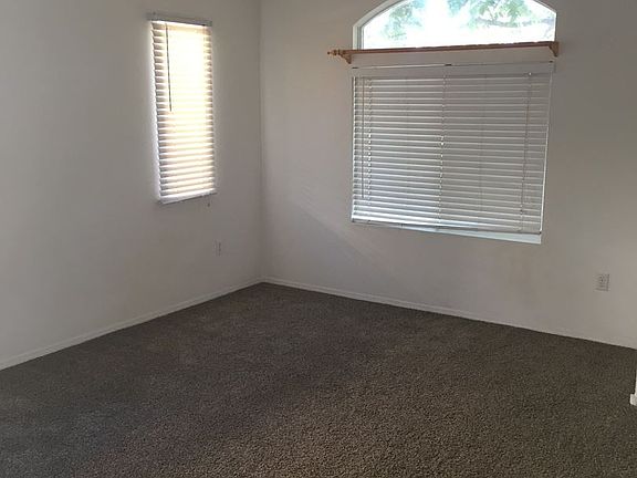 5th image of 5928 Cygnus Ave NW