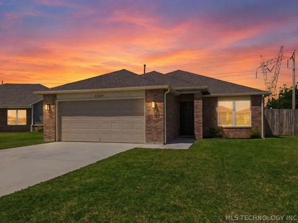 23229 E 113th St S, Broken Arrow, OK 74014