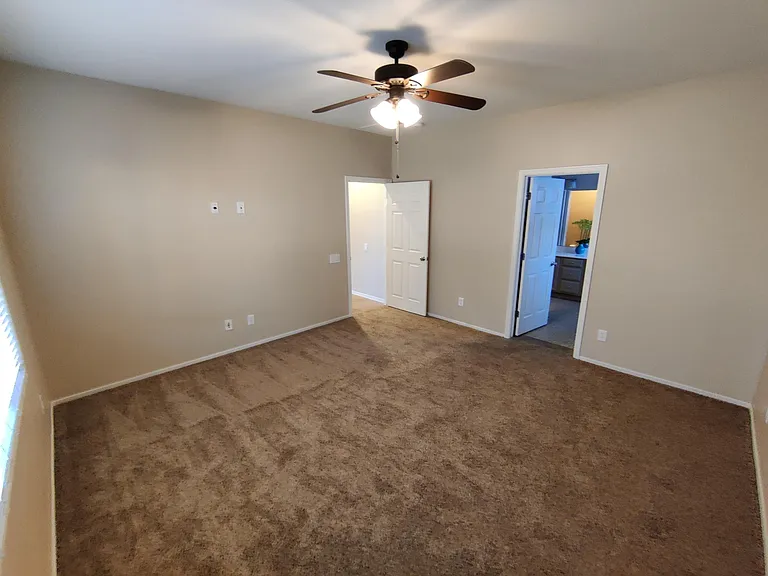 6938 Diver Ave — Photo 10