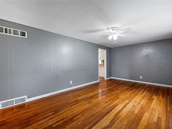 5th image of 6614 College Ave