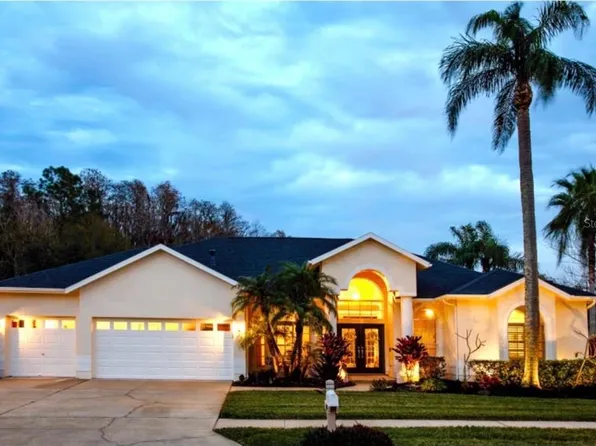 1418 Highwood Pl, Wesley Chapel, FL 33543