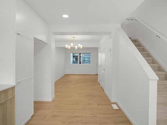 5th image of 1430 Aster Way NW #92
