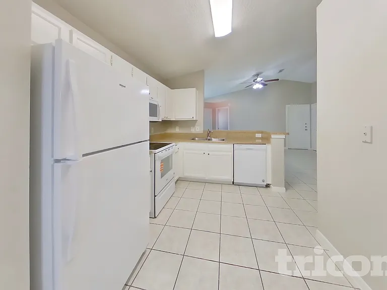 3215 Boynton Dr — Photo 6